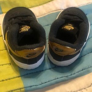 Baby shoes